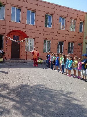 ПРАЗДНИК «МЕЖДУНАРОДНЫЙ ДЕНЬ ДРУЖБЫ» ДЛЯ ВОСПИТАННИКОВ СОЦИАЛЬНО-РЕАБИЛИТАЦИОННОГО ЦЕНТРА ДЛЯ НЕСОВЕРШЕННОЛЕТНИХ Г.МАГНИТОГОРСКА