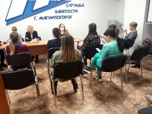 СОТРУДНИКИ МУ «КОМПЛЕКСНЫЙ ЦЕНТР СОЦИАЛЬНОГО ОБСЛУЖИВАНИЯ НАСЕЛЕНИЯ» ПРАВОБЕРЕЖНОГО РАЙОНА ОТВЕТИЛИ НА ОСНОВНЫЕ ВОПРОСЫ ГРАЖДАН О СОЦИАЛЬНОМ КОНТРАКТЕ