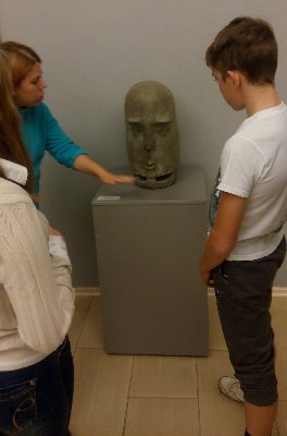 НА ВЫСТАВКЕ УРАЛЬСКИХ МАСТЕРОВ
