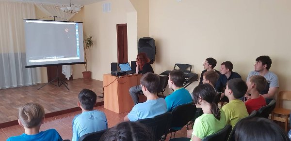 СОЦИАЛЬНО-РЕАБИЛИТАЦИОННЫЙ ЦЕНТР ДЛЯ НЕСОВЕРШЕННОЛЕТНИХ ПРИНИМАЕТ ГОСТЕЙ