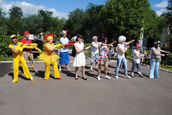 ЯРКОЕ ШОУ ТАЛАНТОВ В СОЦИАЛЬНО-РЕАБИЛИТАЦИОННОМ ЦЕНТРЕ ДЛЯ НЕСОВЕРШЕННОЛЕТНИХ