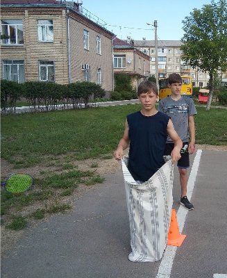 ПОБЕДИЛА ДРУЖБА