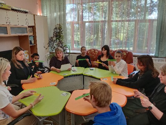 "Быть рядом - не значит быть вместе...!"